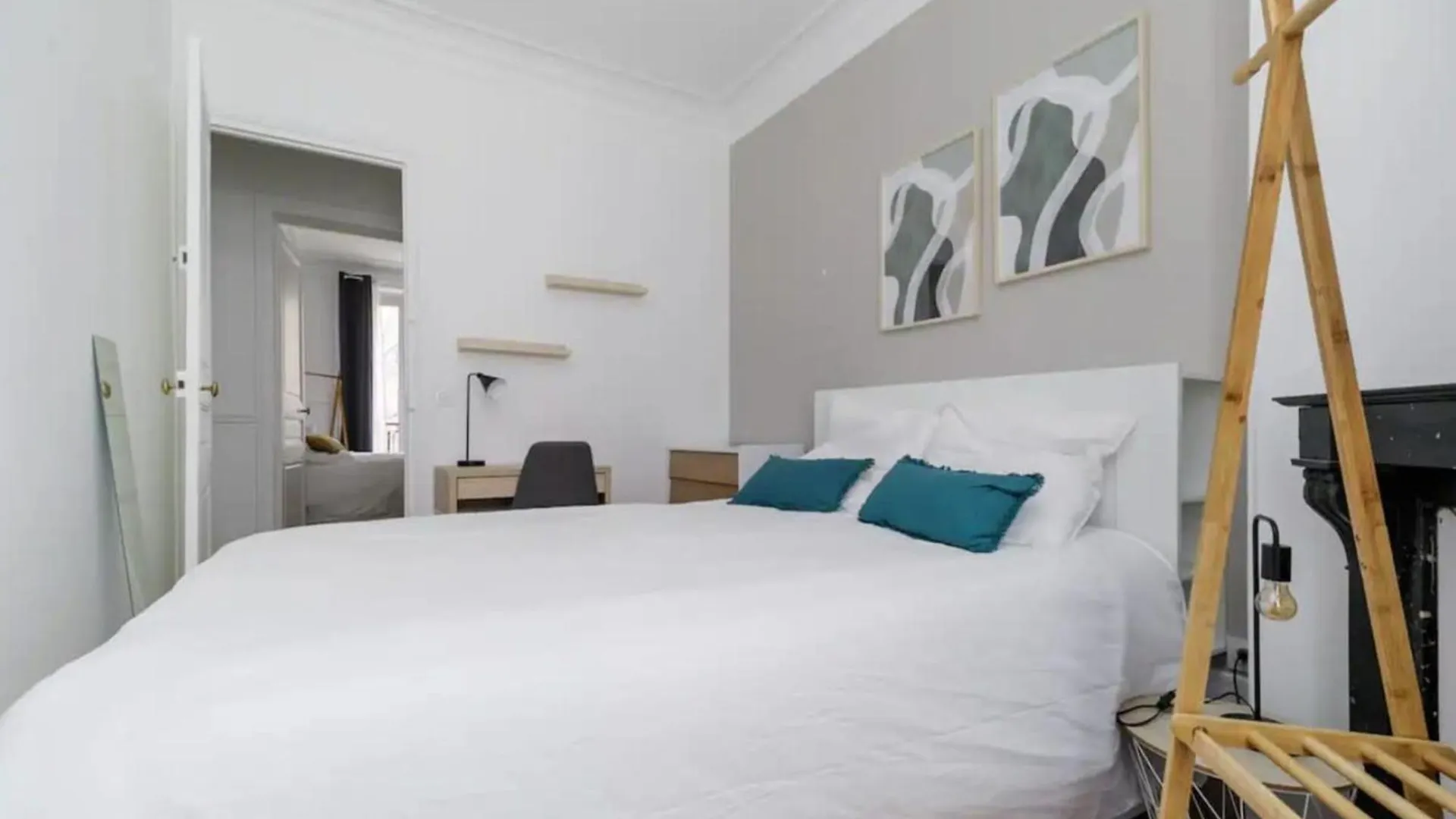 Flexliving - Charming Flat - Caulaincourt Apartment Paris France